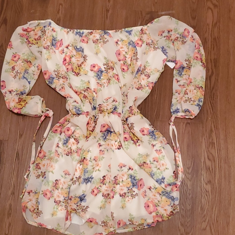 NWT Charlotte Russe Floral Romper - XL - Cottagecore Off-Shoulder Ruffle